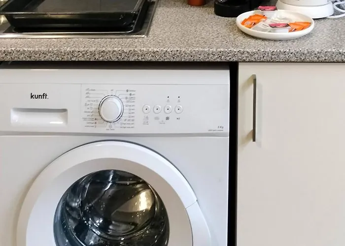 Sunday Lovers - Fb - 96 Coimbra