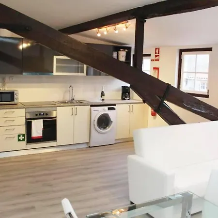 Sunday Lovers - Fb - 96 コインブラ