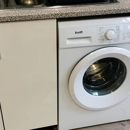 Sunday Lovers - Fb - 96 Коимбра