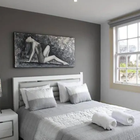 Sunday Lovers - Fb - 96 Apartament Coimbra