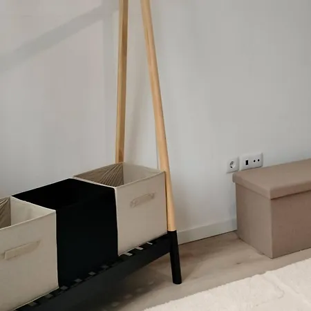 Sunday Lovers - Fb - 96 Lägenhet *